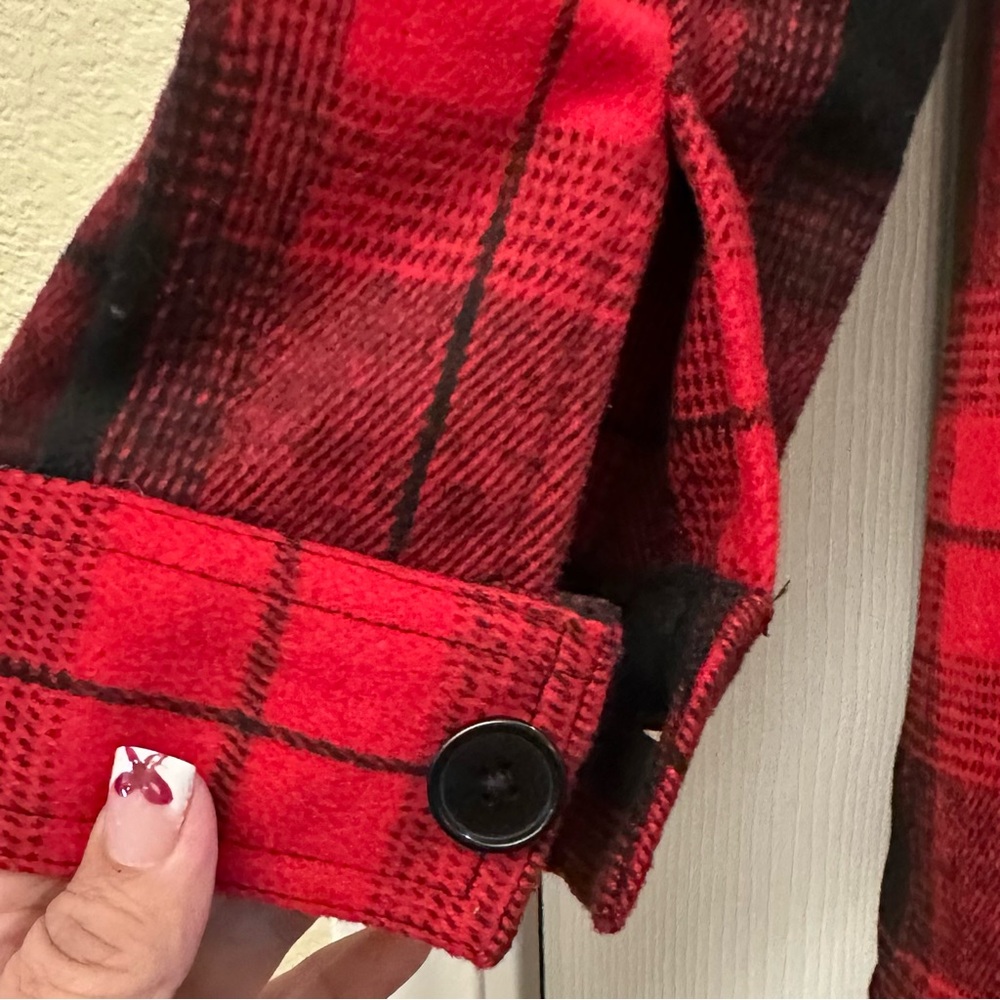 Old Navy Shacket - image 4